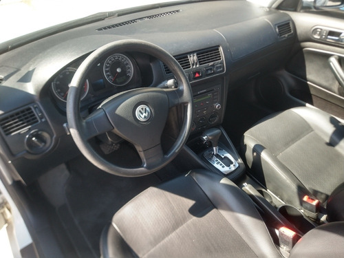 Imagen 5 de 10 de Volkswagen Jetta Clásico 2012 2.0 Gl Team Tiptronic At