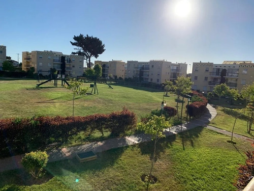 Imagen 2 de 9 de Departamento En El Quisco