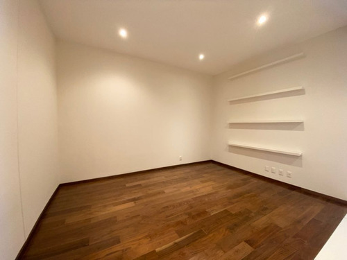 Imagen 9 de 27 de Departamento Sobre Paseo De Los Tamarindos Con Balcon Y Amen