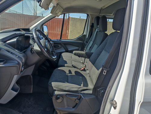 Ford Transit 2.2 Pasajeros Larga Techo Alto Custom Mt