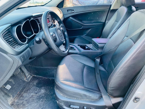 Imagen 7 de 10 de Kia K5 2016