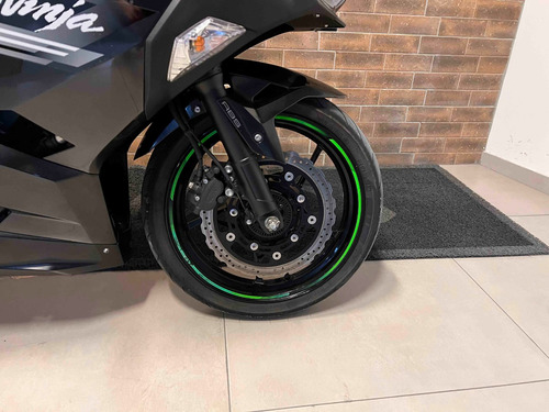 Kawasaki Ninja 400 2022