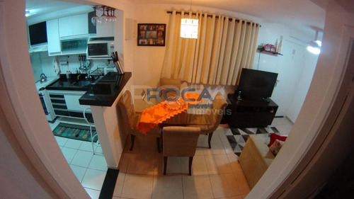 Venda De Apartamentos / Padrão Na Cidade De São Carlos 23631