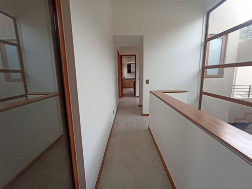 Casa En Venta En Lo Barnechea