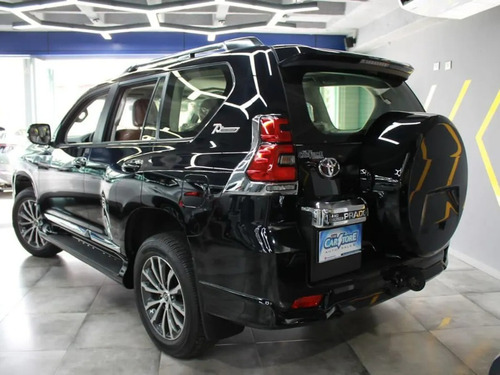 Imagen 4 de 4 de Toyota Prado Land Cruiser Edicion Especial 70 Aniv