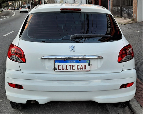 Imagem 2 de 10 de Peugeot 207 1.4 Active 8v Flex 4p Manual