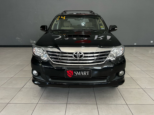 Toyota Hilux SW4 3.0 TDI 4x4 SRV 5L