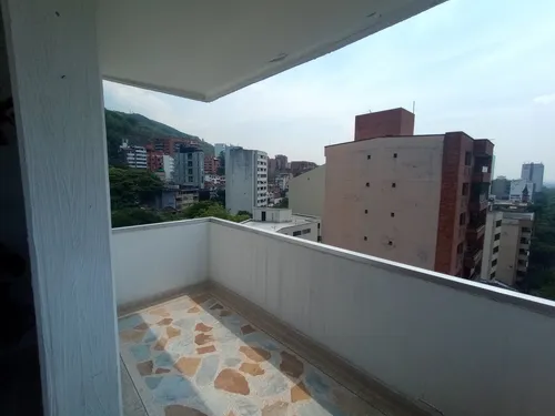 Vendo Amplio Apartamento Al Norte De Cali Barrio Centenario