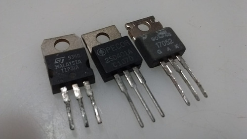 Lote X 3 Transistores Tip31a 2sd401a 17052