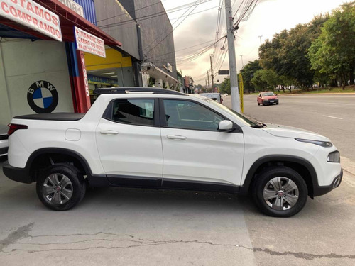 Imagem 3 de 14 de Fiat Toro 2020 1.8 16v Freedom Flex 4x2 Aut. 4p