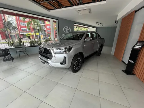 Toyota Hilux 2.8 Srx Diésel 4X4 Aut