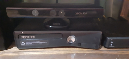 X Box 360 + Kinect + 4 Joystick + 7 Juegos!! Excelente!!!!