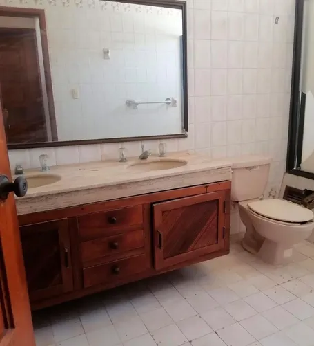 ¡renta! Casa Para Uso Mixto En Campeche
