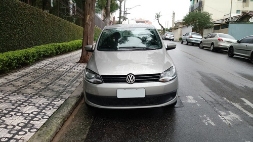 Volkswagen Fox 1.6 Vht Total Flex 5p