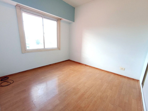 Departamento En Venta 3 Amb Con Cochera Parque Chacabuco