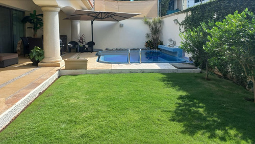 Casa En Venta En La Sm 16