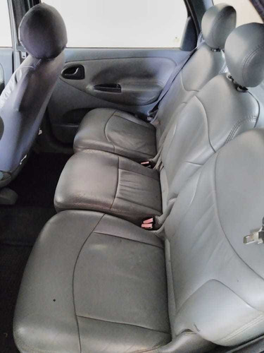 Renault Scenic 2000 2.0 Rxe 5p