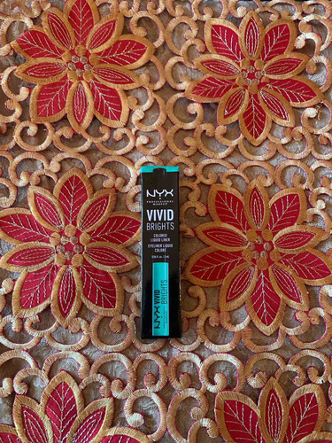 Nyx Vivid Brights Liquid Liner