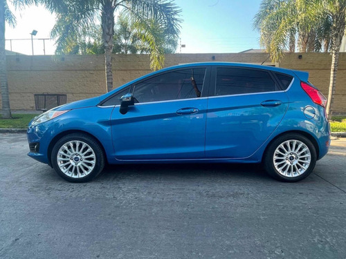 Ford Fiesta Kinetic Design 1.6 Design 120cv Titanium 2015