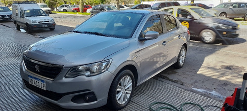 Peugeot 301 1.6 Allure Plus