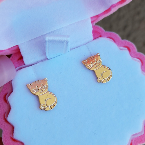 Imagem 2 de 3 de Brinco Pet Gato Infantil Banhado A Ouro 18k El Semijoias
