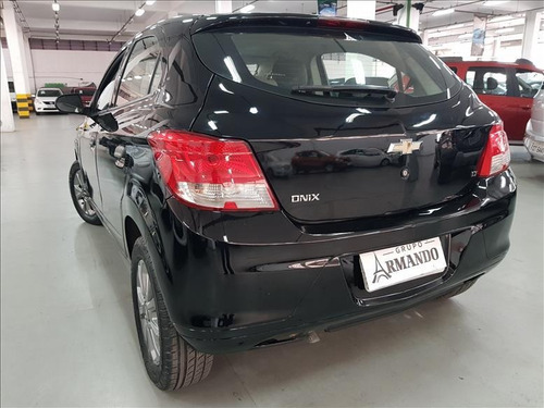 Imagem 2 de 8 de Chevrolet Onix 1.0 Mpfi Ls 8v