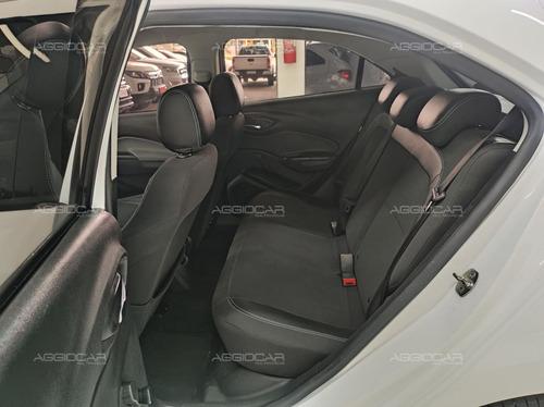 Chevrolet Onix 1.4 Advantage Aut