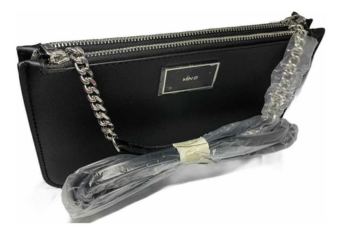 Imagen 2 de 3 de Bolsa Negra Marca Mango
