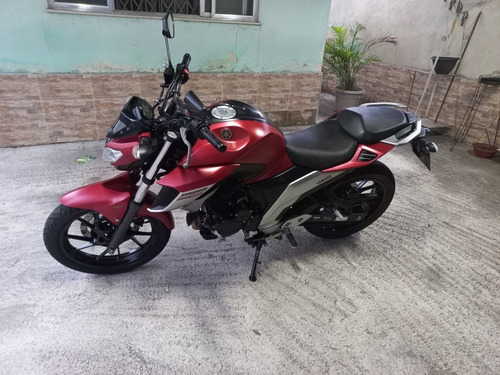 Imagem 2 de 12 de Yamaha Fazer 250