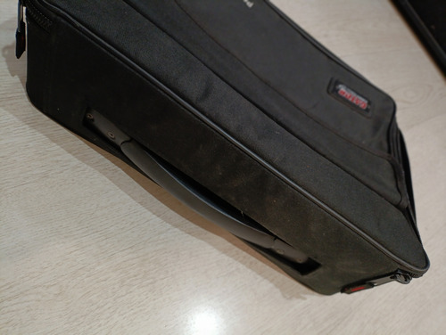 Estuche Pedalboard Gator Pedales Y Controladores Inmaculada (Usado)
