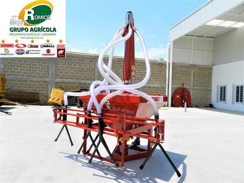 Imagen 2 de 12 de Fertilizadora Esparcidora Pulpo Swissmex 600 Kg De 5 Surcos