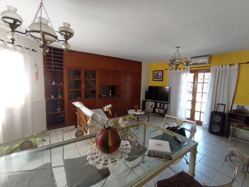 Imagen 3 de 14 de Casa En Barrio Cirsubdos