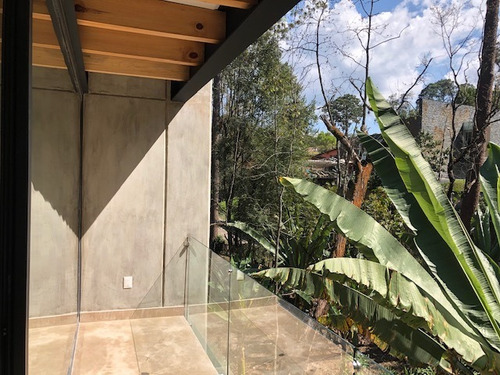 Imagen 7 de 20 de Casa En Venta Valle De Bravo Avandaro Con Bosque Y Rio