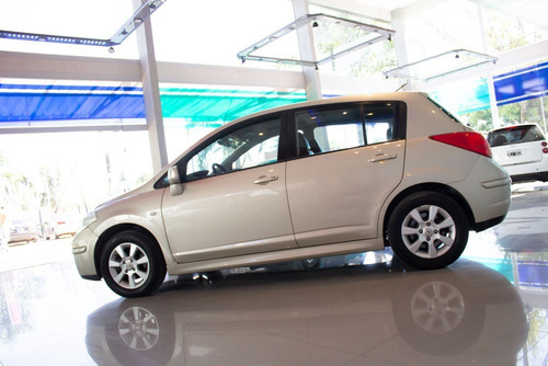 Nissan Tiida Teckna Nafta 2010 Dorado