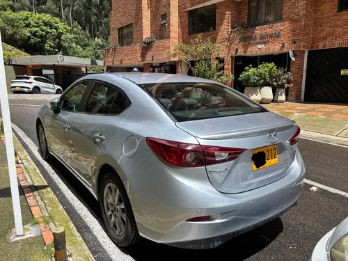 Mazda 3 2.0 Touring At