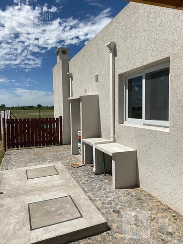 Casa A Estrenar En Naudir!!!