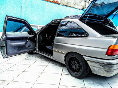Ford Escort L 1.6 - Sapão