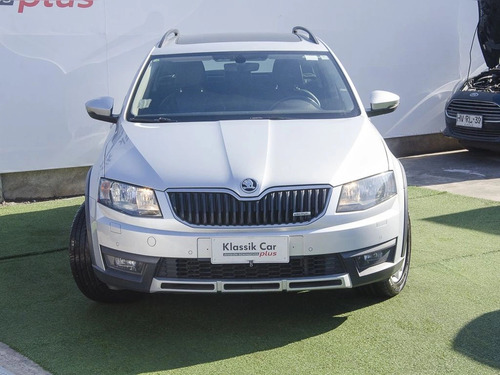 Skoda Octavia 2.0 TDI DSG AUTO SCOUT 4WD