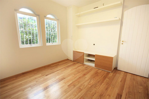 Imagem 9 de 30 de Casa- Venda - 4 Dormitorios - Jardim Cordeiro - Reo366463