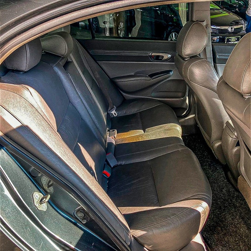 Imagem 9 de 13 de Honda Civic