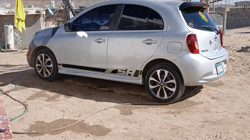 Nissan March 1.6 Sr Navi Mt