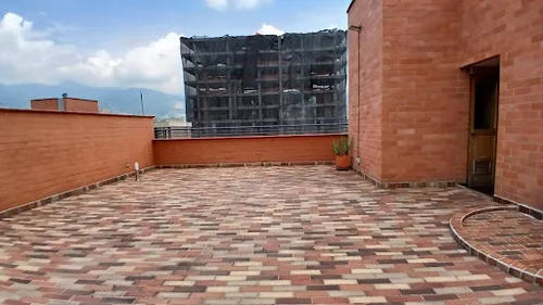 Apartamento En Arriendo Laureles 743-7687
