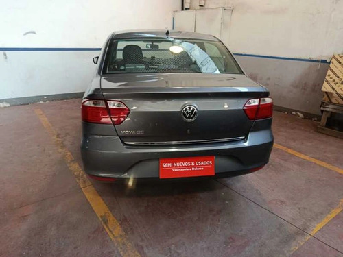 Volkswagen Voyage 1.6L MT Highline - 74 kW/101 CV
