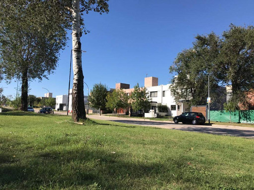 Imagen 1 de 3 de Miradores De Manantiales Ii