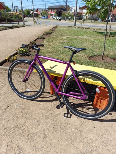 Bicicleta Fixie, 1 Velocidad, Talla 54, Aro 26. 