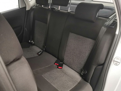 Imagen 10 de 15 de Volkswagen Polo 2020 1.6 L4 Sound Mt