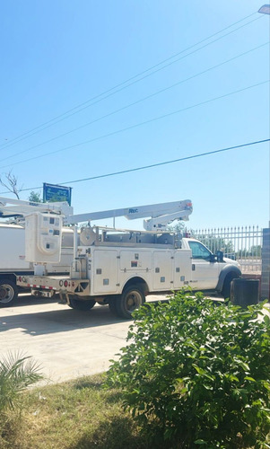 Grua Canastilla / Ford-450 / Modelo 2012 /