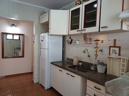 Apartamento /próximo Das Praias Astúrias E Tombo
