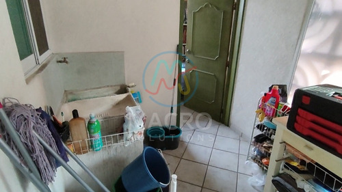 Casa En Venta En Lomas De Cocoyoc Con Acabados De Lujo, Alberca Y Jardín Apta A Créditos