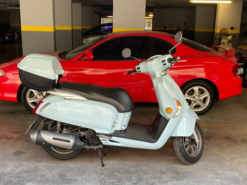 Imagen 4 de 21 de Scooter Kymco Like 125 2017 Impecable